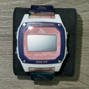 Freestyle x Sage Erickson shark clip watch